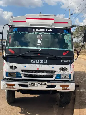 Treni ya Isuzu FSR KCR 2018