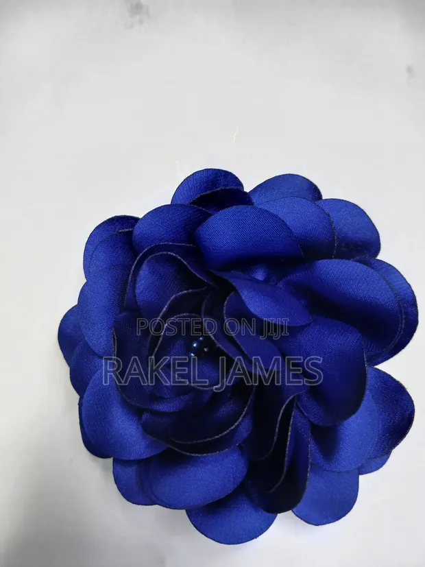 Brooch ya Maua ya Bluu kwa Ajili ya Mavazi na Nywele - 1