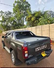Isuzu D-MAX 2023 Kijivu - 1