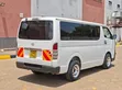 Toyota HiAce 2013 - 4