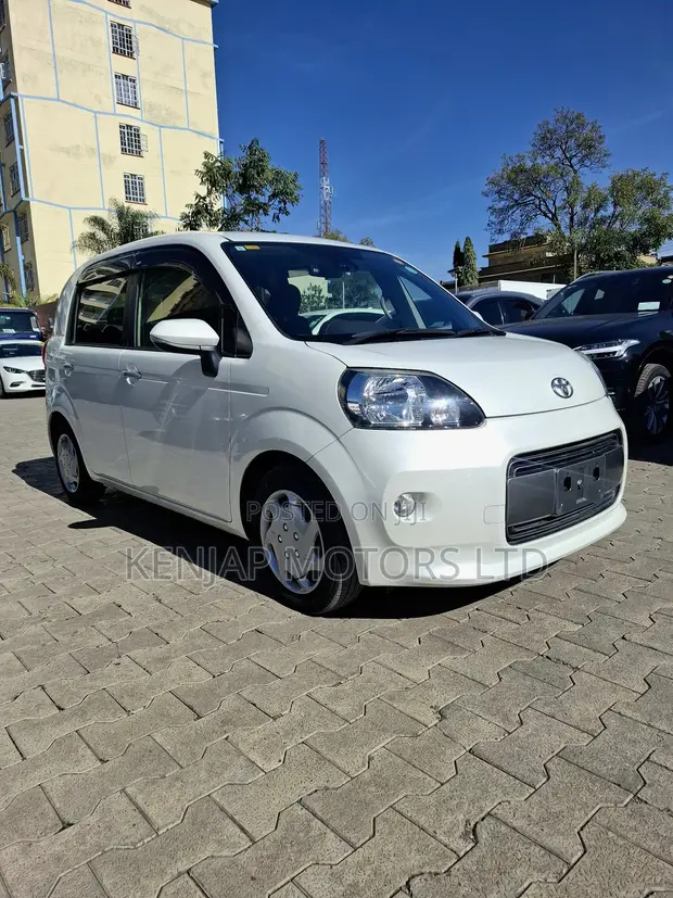 Toyota Porte 2019 White - 1