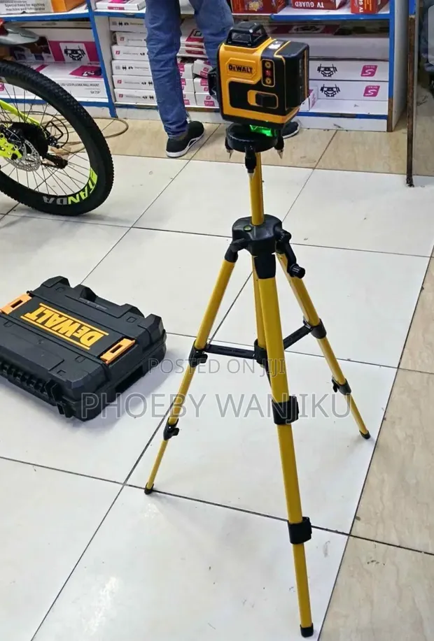 DeWalt 360° Laser Level (16 Lines) - 1