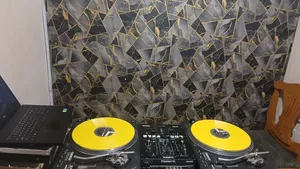 Kozi ya Chuo cha DJ - Miezi 3