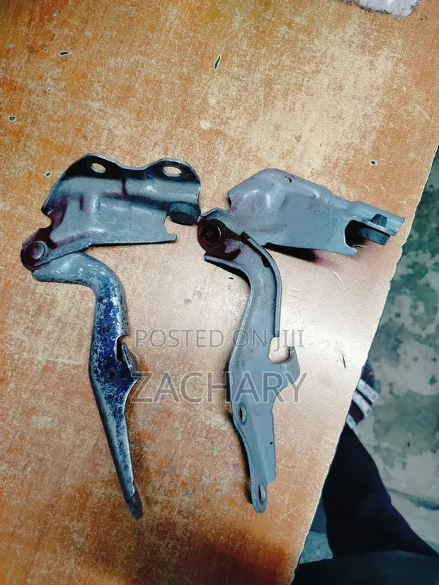 Toyota Mark X 2005 Bonnet Hinges - 1