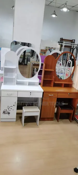 Executive Dressing Table with Mirror and Seat Set
