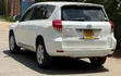 Toyota Vanguard 2010 White - 1