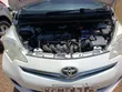 Toyota Ractis 2010 White - 3