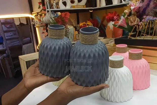 5pcs Pineapple Plastic Vase Set - 1