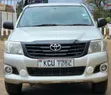 Toyota Hilux 2.5 D-4D 4x4 SRX 2012 Beige Pickup - 2
