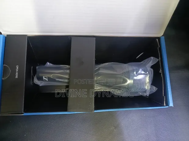 Sennheiser E 935 Microphone - Black - 1