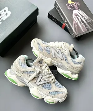 New Balance 9060 Sneakers