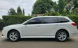 Subaru Legacy 2012 White - 3