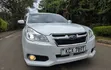 Subaru Legacy 2012 White - 4