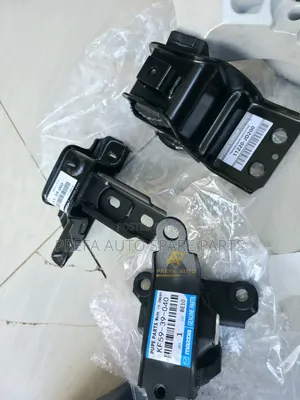 Engine Mounting for Mazda