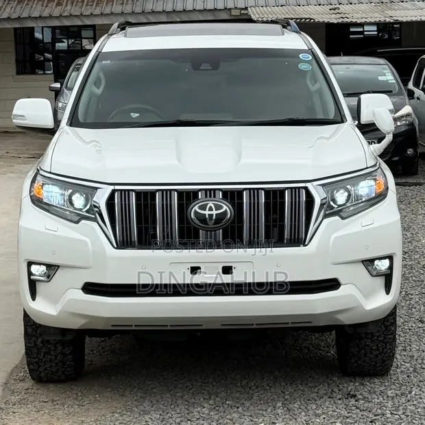 Toyota Land Cruiser Prado 2.8 2019 White - 1