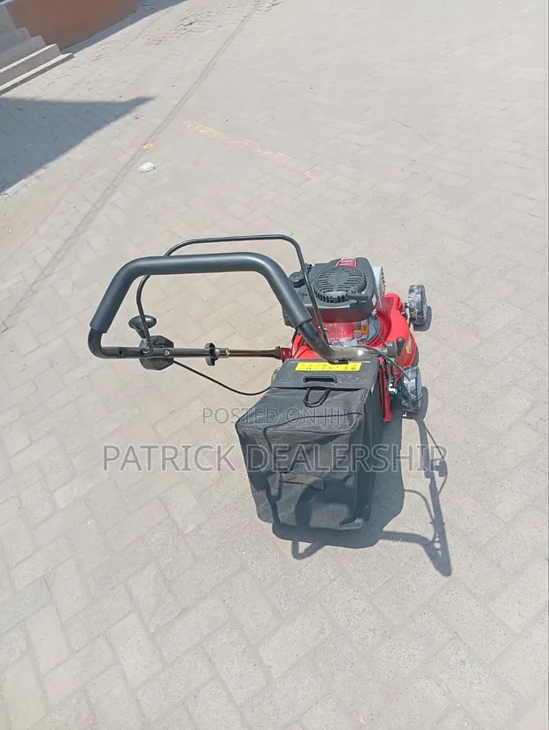 Brand New Petrol Lawn Mower - 123cc Loncin Engine - 1