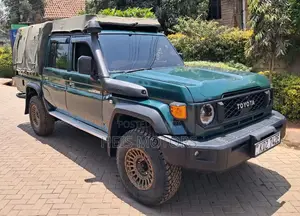 Toyota Land Cruiser Double Cab 2014