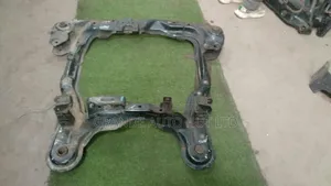 Hyundai Santa Fe / Sorento Cross Member