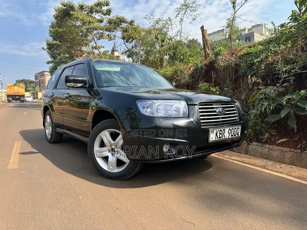 Subaru Forester Cross Sport 2005 Nyeusi - 1