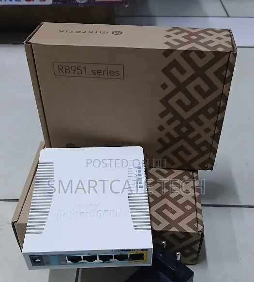 Original MikroTik RB951 Wireless WiFi Router - 1