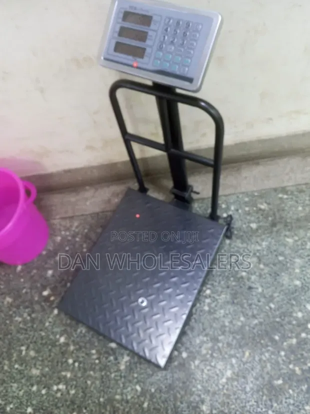 150kg Foldable Digital Weighing Scale with Guard - 1