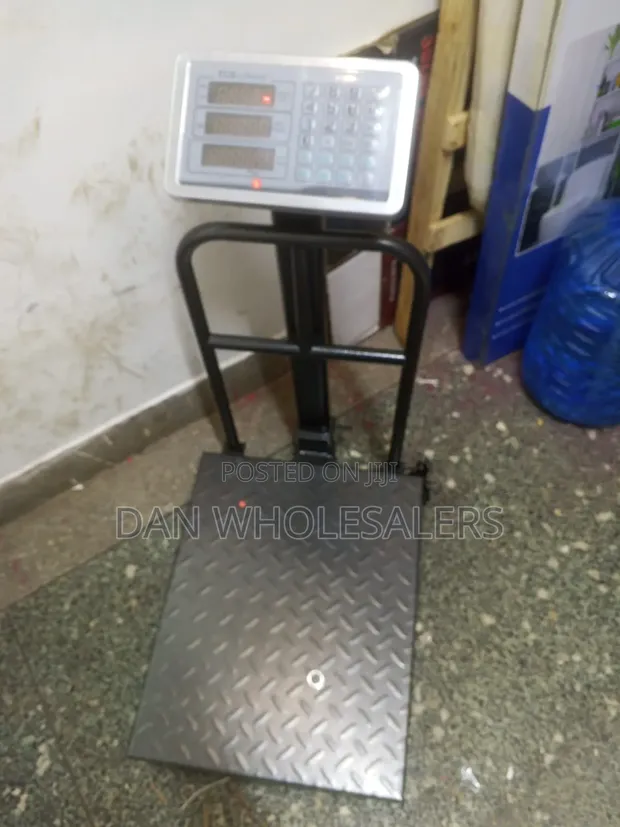 TCS 150kg Digital Scale with Guard - 1