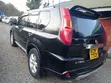 Nissan X-Trail 2.0 Petrol XE 2010 Nyeusi - 3