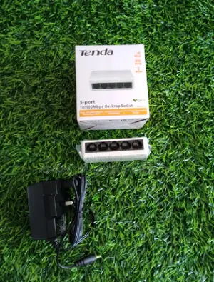 Tenda S105 5-Port 10/100Mbps Ethernet Switch