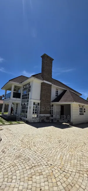 5-Bedroom Mansion for Sale in Annex, Racecourse