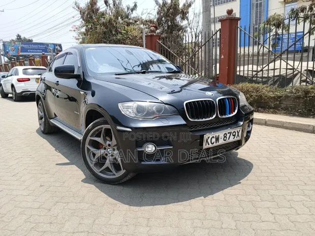 BMW X6 2012 Nyeusi - 1