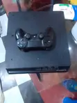 Playstation 4 Slim - 1