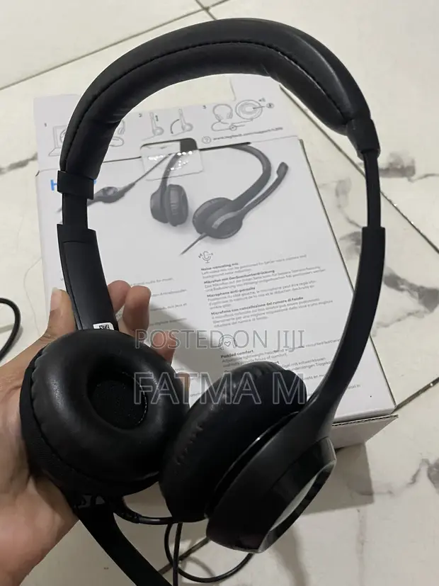 Logitech H390 USB Headset - 1
