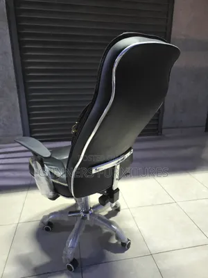 Executive Leather Office Chair - Brand New