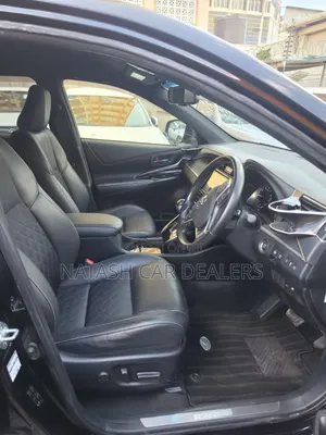 Toyota Harrier 2020 Nyeusi