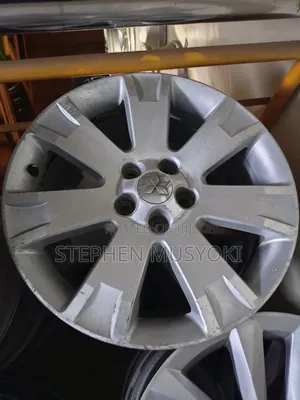 Mitsubishi Outlander 18-inch Rims
