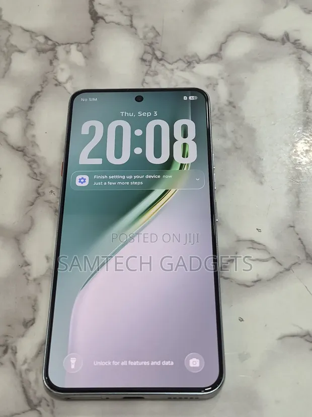 Tecno Camon 40 Premier 5G 256GB Green - 1
