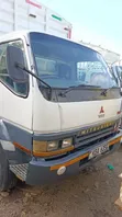 Mitsubishi FH 215 Truck 2000 White - 1