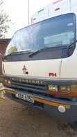 Mitsubishi FH 215 Truck 2000 White - 5