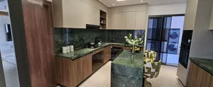Ghorofa ya 5-Chumba cha Kulala ya Kifahari Inauzwa Brookside, Nairobi Central
