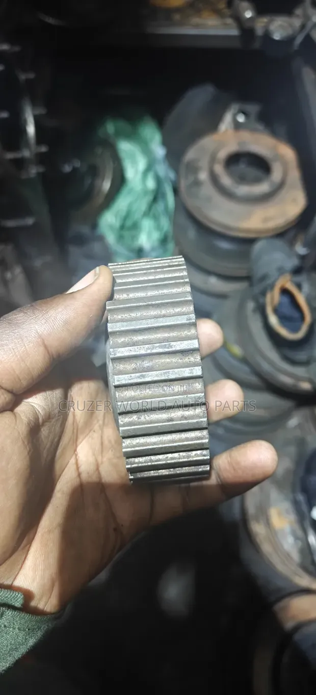 Toyota Land Cruiser 79 1HZ Engine Camshaft Gear - 1
