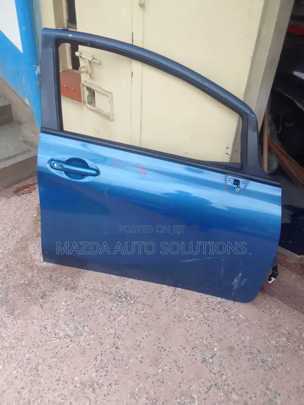 Nissan Note E12 Front Right Door - Used - 1