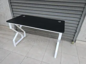 Boss Office Products Metallic Frame Home Office Desk