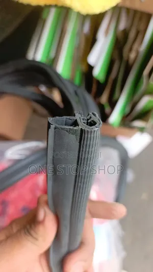 Black Rubber Car Door Seal - 5 Meters