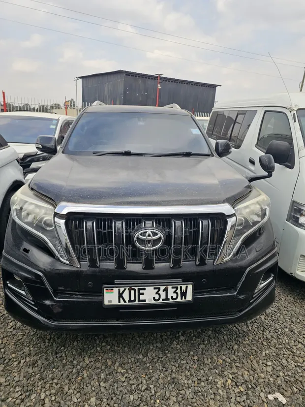 Toyota Land Cruiser Prado 2014 Nyeusi - 1