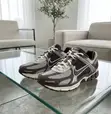 Nike Zoom Vomero 5 'Earth Fossil' Sneakers - 1