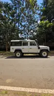 Land Rover Defender Puma 110 2.4 TD 2011 White - 5