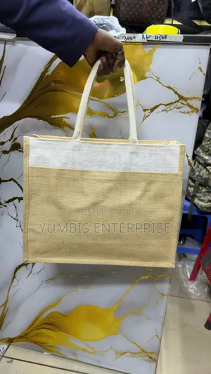 Spacious Jute Bags for Branding & Gifting