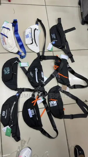 Spacious Multi-Pocket Fanny Waist Bag