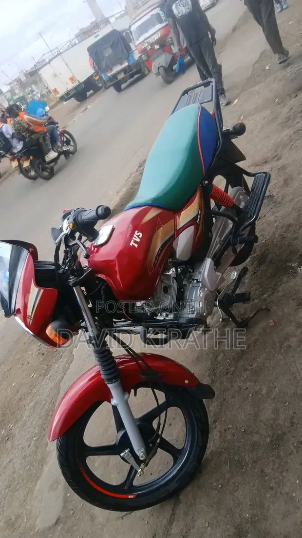 TVS HLX Plus ES 2023 Red - 1