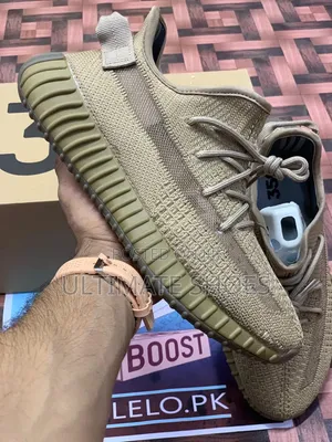 Yeezy Boost 350 Sneakers